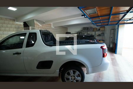 Casa à venda com 480m², 4 quartos e 4 vagas Casa à venda com 480m², 4 quartos e 4 vagasGaragem