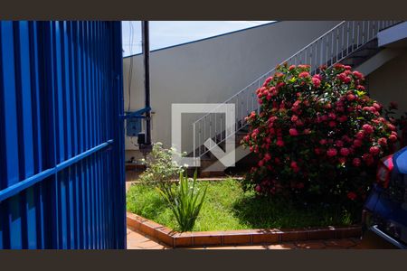 Casa à venda com 480m², 4 quartos e 4 vagas Casa à venda com 480m², 4 quartos e 4 vagasGaragem