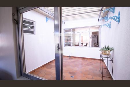 Casa à venda com 480m², 4 quartos e 4 vagas Casa à venda com 480m², 4 quartos e 4 vagasJanela Sala 2