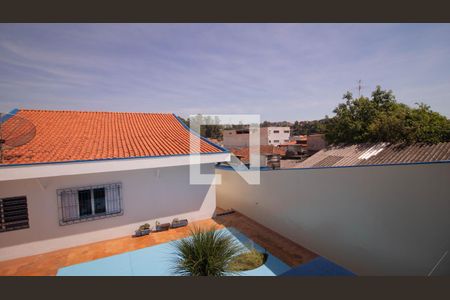 Casa à venda com 480m², 4 quartos e 4 vagas Casa à venda com 480m², 4 quartos e 4 vagasVista da Edicula