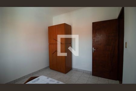 Casa à venda com 480m², 4 quartos e 4 vagas Casa à venda com 480m², 4 quartos e 4 vagasQuarto 4