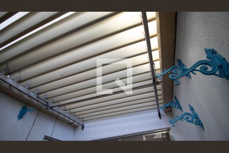 Casa à venda com 480m², 4 quartos e 4 vagas Casa à venda com 480m², 4 quartos e 4 vagasJardim de inverno