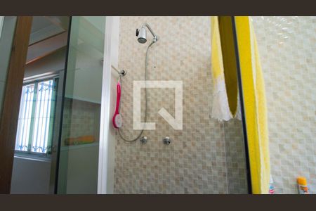 Casa à venda com 480m², 4 quartos e 4 vagas Casa à venda com 480m², 4 quartos e 4 vagasBanheiro da Suíte 3