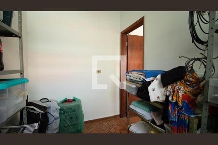 Casa à venda com 480m², 4 quartos e 4 vagas Casa à venda com 480m², 4 quartos e 4 vagasDespensa