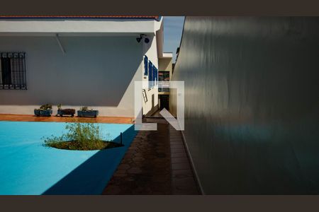 Casa à venda com 480m², 4 quartos e 4 vagas Casa à venda com 480m², 4 quartos e 4 vagasQuintal