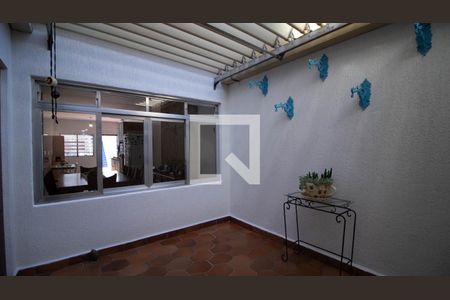 Casa à venda com 480m², 4 quartos e 4 vagas Casa à venda com 480m², 4 quartos e 4 vagasJardim de inverno