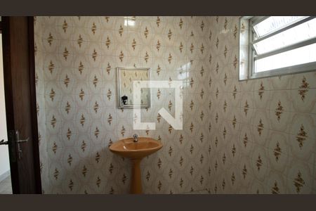 Casa à venda com 480m², 4 quartos e 4 vagas Casa à venda com 480m², 4 quartos e 4 vagasBanheiro