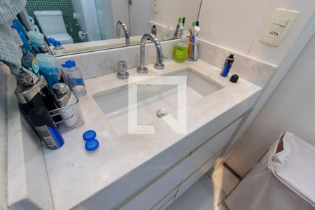 Apartamento à venda com 110m², 3 quartos e 2 vagasBanheiro Social