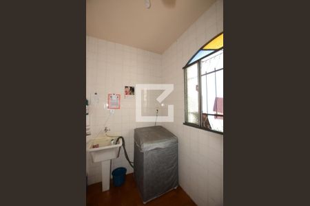 Casa à venda com 120m², 2 quartos e 1 vagaÁrea de Serviço 1