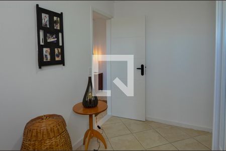 Casa de condomínio à venda com 450m², 5 quartos e 1 vaga Casa de condomínio à venda com 450m², 5 quartos e 1 vagaCloset da suíte 2