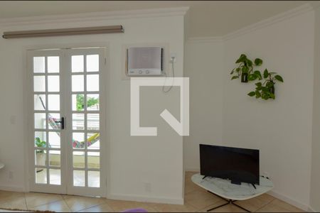 Casa de condomínio à venda com 450m², 5 quartos e 1 vaga Casa de condomínio à venda com 450m², 5 quartos e 1 vagaSuite 2