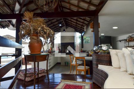 Casa de condomínio à venda com 450m², 5 quartos e 1 vaga Casa de condomínio à venda com 450m², 5 quartos e 1 vagaVaranda gourmet