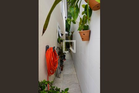 Casa de condomínio à venda com 450m², 5 quartos e 1 vaga Casa de condomínio à venda com 450m², 5 quartos e 1 vagacorredor