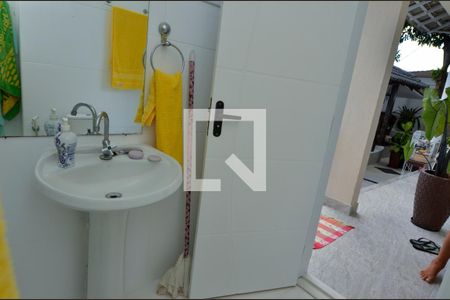 Casa de condomínio à venda com 450m², 5 quartos e 1 vaga Casa de condomínio à venda com 450m², 5 quartos e 1 vagaBanheiro de serviço