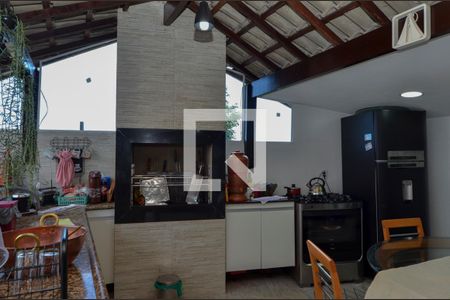 Casa de condomínio à venda com 450m², 5 quartos e 1 vaga Casa de condomínio à venda com 450m², 5 quartos e 1 vagaVaranda gourmet