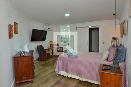 Casa de condomínio à venda com 450m², 5 quartos e 1 vaga Casa de condomínio à venda com 450m², 5 quartos e 1 vagaSuite 1