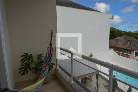 Casa de condomínio à venda com 450m², 5 quartos e 1 vaga Casa de condomínio à venda com 450m², 5 quartos e 1 vagaSuite 2 - varanda