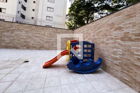 Apartamento à venda com 61m², 2 quartos e 1 vaga Apartamento à venda com 61m², 2 quartos e 1 vagaPlayground