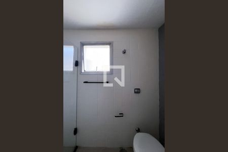 Apartamento à venda com 61m², 2 quartos e 1 vaga Apartamento à venda com 61m², 2 quartos e 1 vagaBanheiro