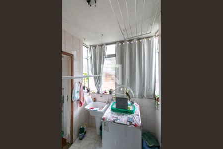 Apartamento à venda com 108m², 3 quartos e 1 vaga Apartamento à venda com 108m², 3 quartos e 1 vagaLavanderia