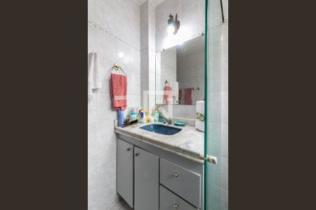 Apartamento à venda com 108m², 3 quartos e 1 vaga Apartamento à venda com 108m², 3 quartos e 1 vagaBanheiro 2