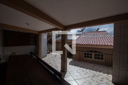 Casa à venda com 450m², 6 quartos e 5 vagas Casa à venda com 450m², 6 quartos e 5 vagasÁrea comum - Churrasqueira