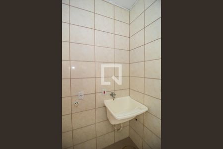 Casa à venda com 450m², 6 quartos e 5 vagas Casa à venda com 450m², 6 quartos e 5 vagasÁrea de Serviço - Casa 2