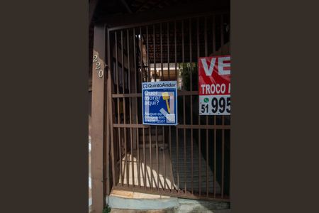 Casa à venda com 450m², 6 quartos e 5 vagas Casa à venda com 450m², 6 quartos e 5 vagasPlaca grande