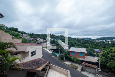 Casa à venda com 450m², 6 quartos e 5 vagas Casa à venda com 450m², 6 quartos e 5 vagasVista