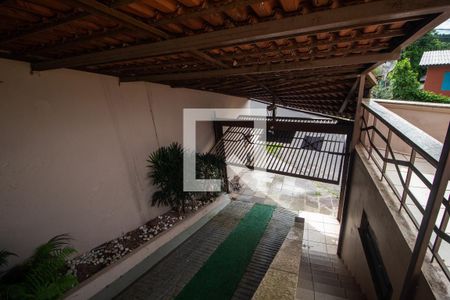 Casa à venda com 450m², 6 quartos e 5 vagas Casa à venda com 450m², 6 quartos e 5 vagasGaragem