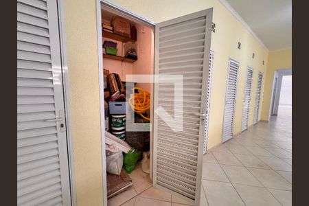 Apartamento à venda com 76m², 2 quartos e 1 vaga Apartamento à venda com 76m², 2 quartos e 1 vagaDepósito