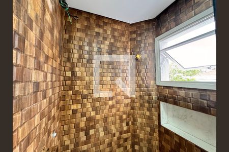 Apartamento à venda com 76m², 2 quartos e 1 vaga Apartamento à venda com 76m², 2 quartos e 1 vagaBanheiro da Suíte