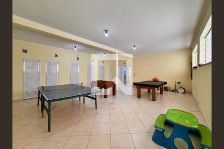 Apartamento à venda com 76m², 2 quartos e 1 vaga Apartamento à venda com 76m², 2 quartos e 1 vagaSalão de jogos