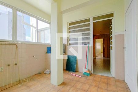 Apartamento à venda com 115m², 2 quartos e 1 vaga Apartamento à venda com 115m², 2 quartos e 1 vagaÁrea de serviço