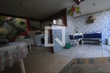 Casa de condomínio à venda com 250m², 3 quartos e 4 vagasÁrea de Serviço