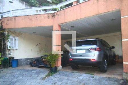 Casa de condomínio à venda com 250m², 3 quartos e 4 vagasGaragem