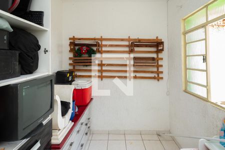 Casa à venda com 214m², 3 quartos e 2 vagas Casa à venda com 214m², 3 quartos e 2 vagasQuarto de Serviço