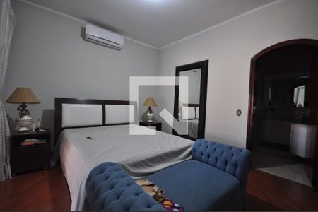 Casa à venda com 650m², 5 quartos e 8 vagasSuite Master