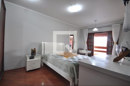 Casa à venda com 650m², 5 quartos e 8 vagasSuíte 2