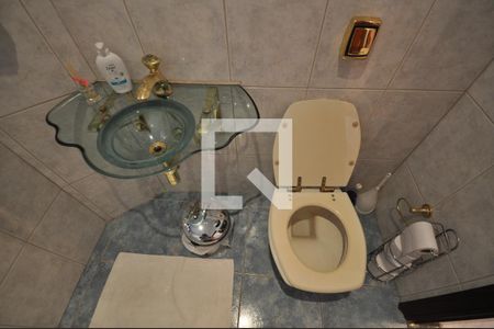 Casa à venda com 650m², 5 quartos e 8 vagasLavabo