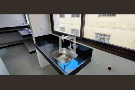 Apartamento à venda com 97m², 3 quartos e 2 vagas Apartamento à venda com 97m², 3 quartos e 2 vagasCozinha