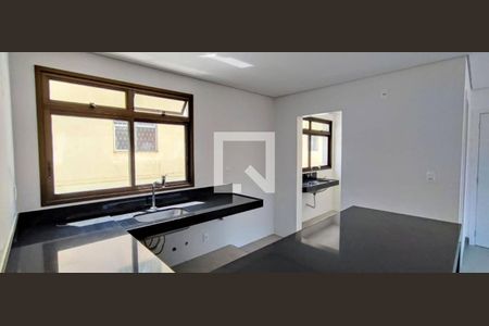Apartamento à venda com 97m², 3 quartos e 2 vagas Apartamento à venda com 97m², 3 quartos e 2 vagasCozinha