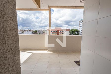 Apartamento à venda com 110m², 3 quartos e 2 vagasCobertura / vista