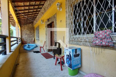 Casa de condomínio à venda com 194m², 5 quartos e 1 vaga Casa de condomínio à venda com 194m², 5 quartos e 1 vagaVaranda