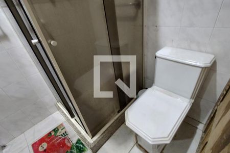 Casa de condomínio à venda com 194m², 5 quartos e 1 vaga Casa de condomínio à venda com 194m², 5 quartos e 1 vagaBanheiro da Suíte 2