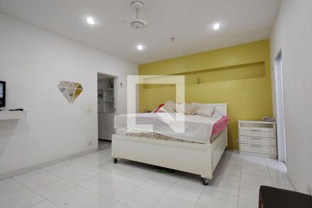 Casa de condomínio à venda com 194m², 5 quartos e 1 vaga Casa de condomínio à venda com 194m², 5 quartos e 1 vagaQuarto 3 - Suíte