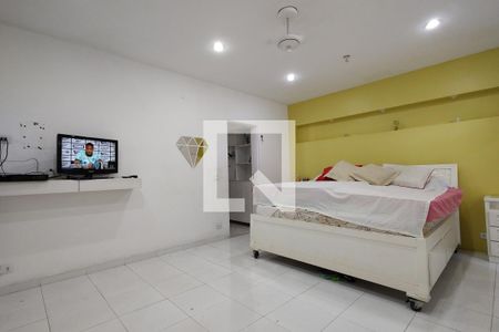 Casa de condomínio à venda com 194m², 5 quartos e 1 vaga Casa de condomínio à venda com 194m², 5 quartos e 1 vagaQuarto 3 - Suíte