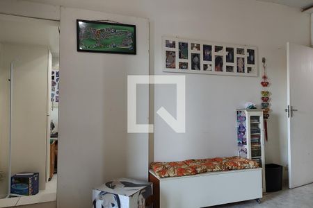 Casa de condomínio à venda com 194m², 5 quartos e 1 vaga Casa de condomínio à venda com 194m², 5 quartos e 1 vagaSala 2