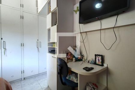 Casa de condomínio à venda com 194m², 5 quartos e 1 vaga Casa de condomínio à venda com 194m², 5 quartos e 1 vagaQuarto 2 - Suíte