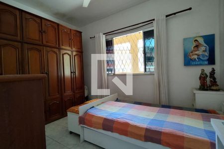 Casa de condomínio à venda com 194m², 5 quartos e 1 vaga Casa de condomínio à venda com 194m², 5 quartos e 1 vagaQuarto 1